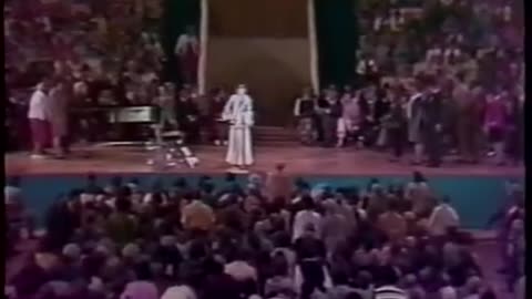 Kathryn Kuhlman (Jesus is still Healing His people)