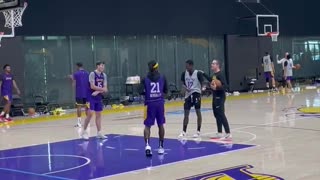 Dennis Schroder is at #Lakers practice today.