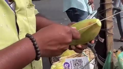 Raw mango cutting skills