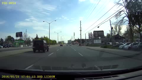 Four Men Run in Front of Jeep Wrangler in Scarborough (Toronto)