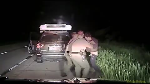 Dash cam shows Illinois State trooper injured and suspect killed in shootout during a traffic stop