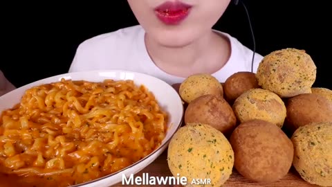 ASMR MUKBANG｜CHEESY CARBO FIRE NOODLES, CHEESE BALLS 꾸덕꾸덕 까르보 불닭볶음면, 뿌링클 치즈볼 EATING SOUNDS 먹방