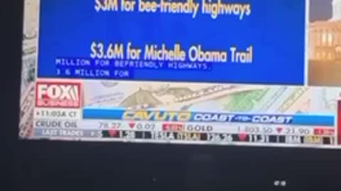 “Michelle Obama Hiking Trail” AMERICA is going into 2023 broke AF! 👀