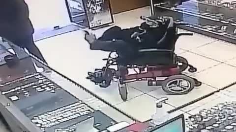Dude with no arms committing an armed robbery.