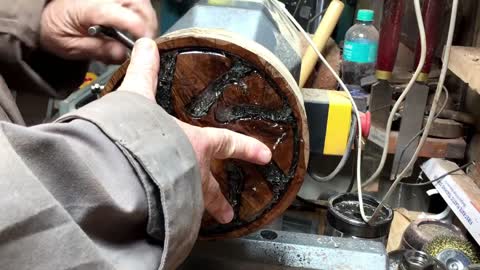 woodturning a pewter shavings dish10