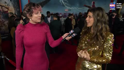 Marisa Tomei on May and Happy's On-and-Off Relationship Spider-Man No Way Home Red Carpet