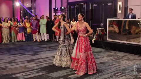 Beautiful Sangeet Dance Performance by the Bride and her Sister - Indian Wedding 4K