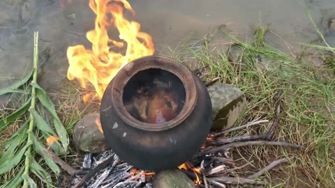 Primitive Technology - Cooking Chicken In Clay Pot