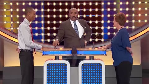 Steve Harvey reacts to the BIGGEST FAILS ever on Family Feud!