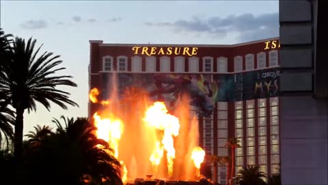 A Volcano Erupts in Las Vegas