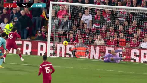 Highlights from Liverpool's 3-1 victory over Southampton in the Premier League