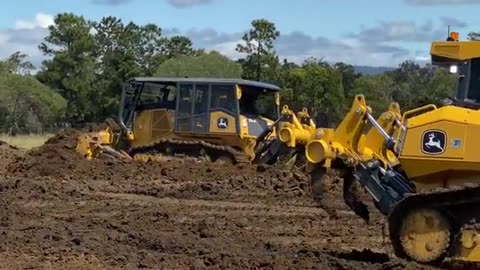 Excavator Caterpillar 6015B Caterpillar Dumpers#caterpillar#excavator#wheelloader#truck (6)