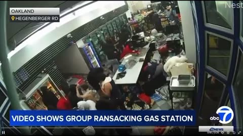 70 người đã cướp bóc, lục soát một trạm xăng ở Oakland và khoảng 100 nghìn đô la hàng hóa