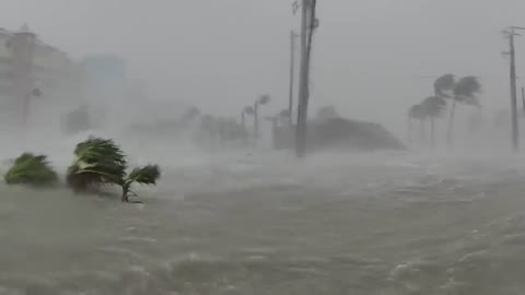 Stunning video shows destructive power of Hurricane Ian