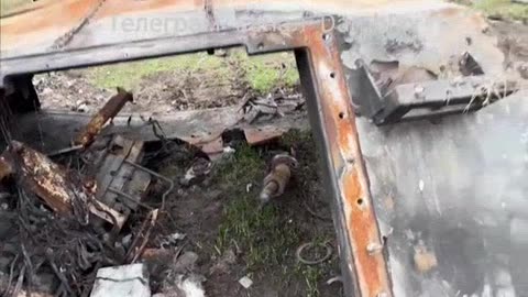 Another destroyed Ukrainian 155mm AHS Krab 155mm SAU made in Poland.