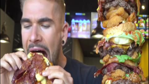 14LB UNBEATEN BURGER CHALLENGE ($300) BIGGEST BURGER CHALLENGE