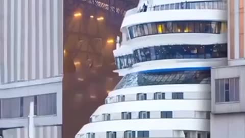 moment the big cruise ship leaves the shipyard? the scene is absolutely shocking.😮🔥