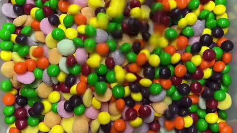 Replying to @Tumultus 🌈🤩You do now! Here’s our Skittles Mix!🤩🌈