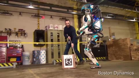 Boston Dynamics' amazing robots Atlas and Handle