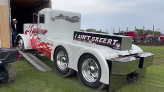 Roll out 4000 Horsepower Pulling Semi Truck