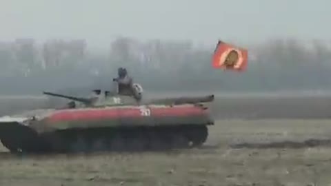 (DPR) Militia moving towards the Axis of Mariupol, currently controlled by Ukrainian Government.