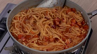 Delicioso macarrão de uma só panela