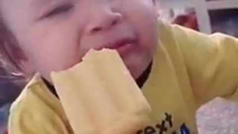 Popsicle funny reaction 😆