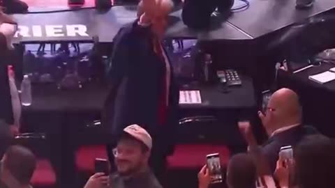 Trump Recieves Standing Ovation At UFC Fight