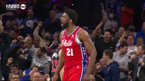 Joel Embiid HUGE 31-PT double-double lifts 76ers over Raptors 💪