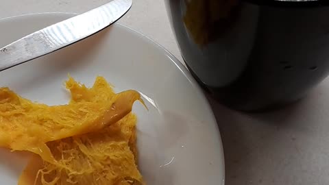 Mess Free Mango Peeling Tip - Food Prep Tips