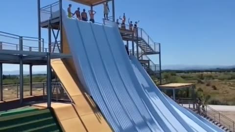 DANGEROUS JUMP 😳🔥 #waterjump #jucrewsade #waterslide #frenzywaterpark #extreme #france