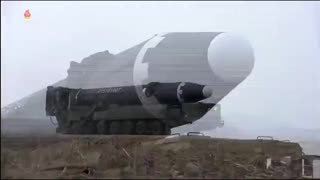 Video of the launch of the North Korean "Hwansong-17" ICBM