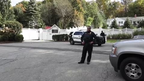 Imágenes del exterior de la residencia de Hillary Clinton en Chappaqua