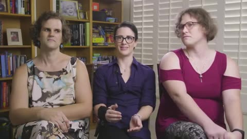 These non-binary poIyamorous parents are raising 2 young children.