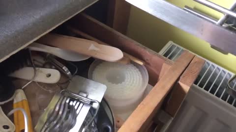 Home Owner Creatively Fixes Drawer That Can't Be Open From Radiator