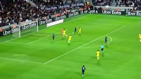 7 Legendary Messi PSG Moments