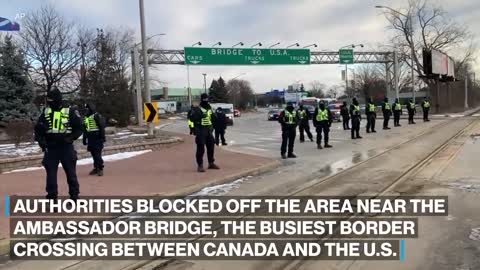 Police move in to disperse trucker protests on US-Canada border