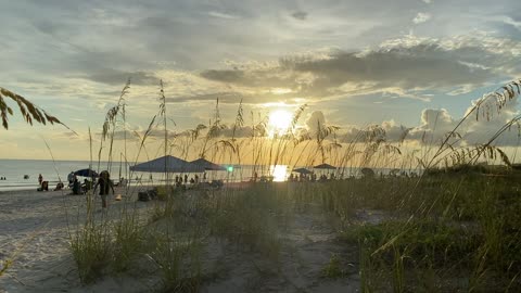 Beach Comfort Clouds Gray Uplifting