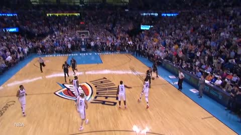 Relive Stephen Curry’s Bonkers 3 Against Thunder on NBA 2K16