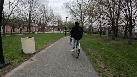 🚴🏻👧🏽🚴🏽‍♀️FULL CREW Family Bike Ride JP Chill Sunday Boston