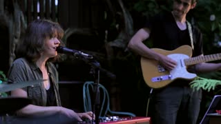 Heather Kropf | Ghost in My House (Live)