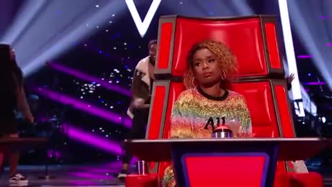 extraordinary-song-choices-in-the-blind-audition_15