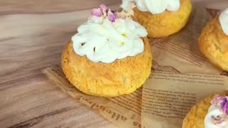 Carrot Cake Choux au Craquelin