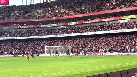 ARSENAL HOLD THE BALL FOR A MINUTE BEFORE TOMAS PARTEY FIRES HOME FOR 4-0 V NOTTS FOREST 30/10/22