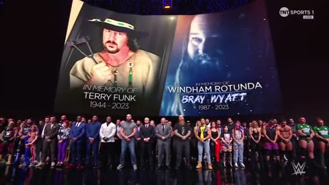 The WWE family pays tribute to Bray Wyatt 🙏 WWE SmackDown August 25-2023