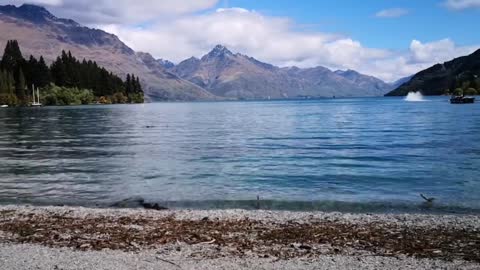 LAKE IN QUEENSTOWN NZ _ MY FOREVER FAVORITE _ NEW ZEALAND LANDSCAPE