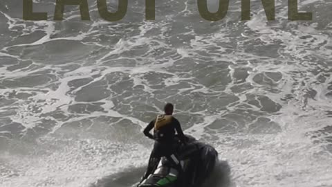 Surfer Rescued by Jetski in a World Surfing Reserve in Portugal