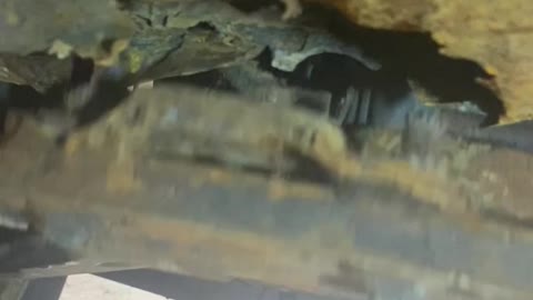 Mechanic Discovers Source of Car's Clunks