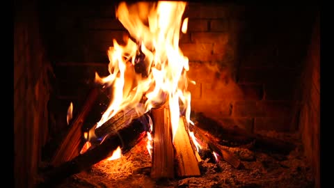 Relax By The Fire With an Hour of Bible Verses for Growth In Your Life!