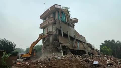 Haryana government demolished the 4-storey house